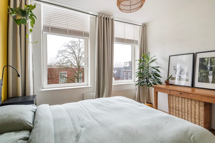 Foto 15 van Tolhuisstraat 12-B