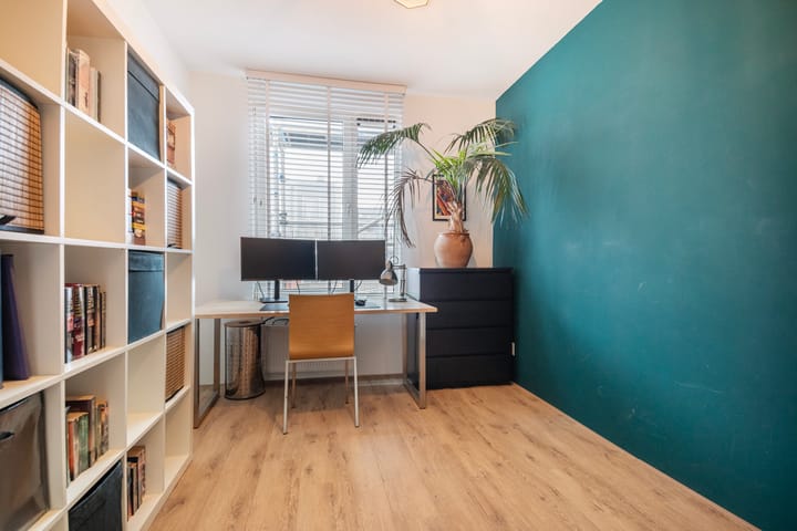 Foto 16 van Tolhuisstraat 12-B