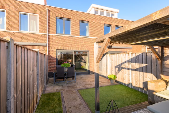 Foto 14 van Vuurvlinder 26