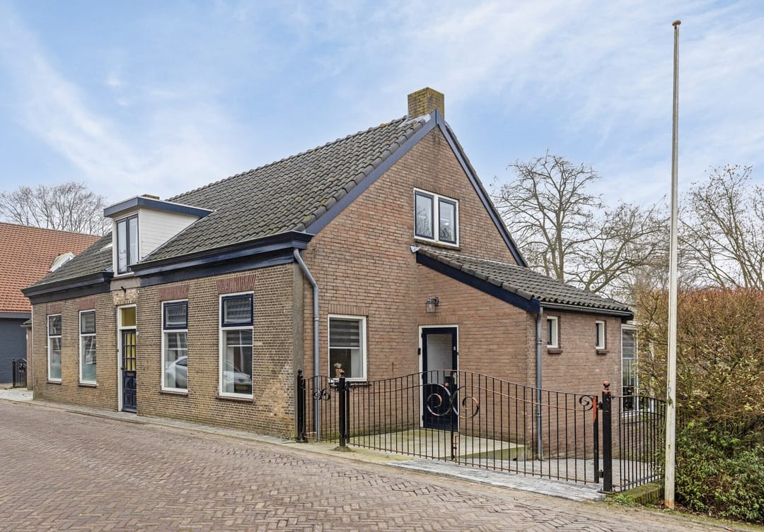 Foto 1 van Dorpsstraat 23