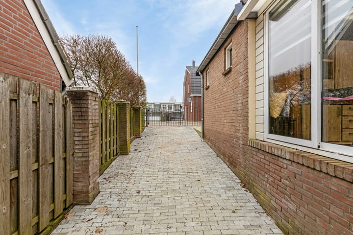 Foto 39 van Dorpsstraat 23