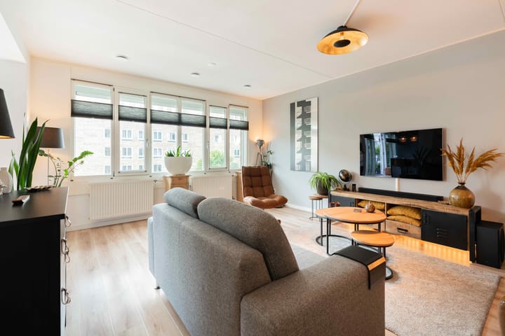 Foto 5 van Hoofdweg 690