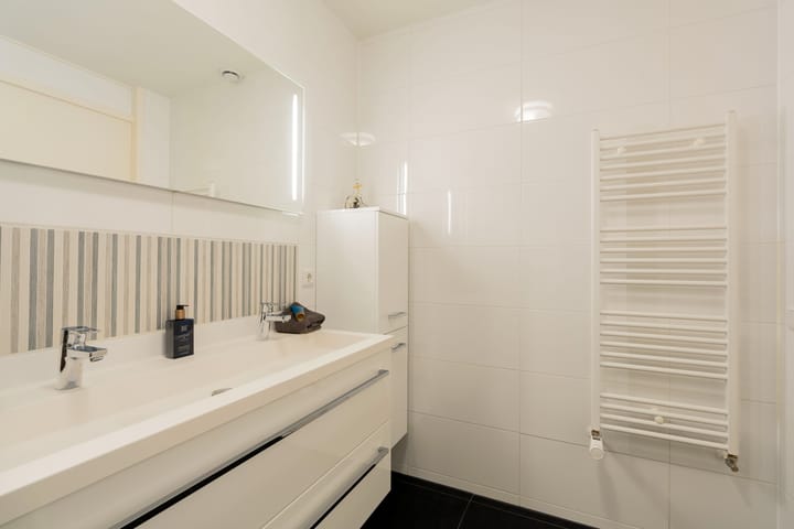 Foto 24 van Hoofdweg 690