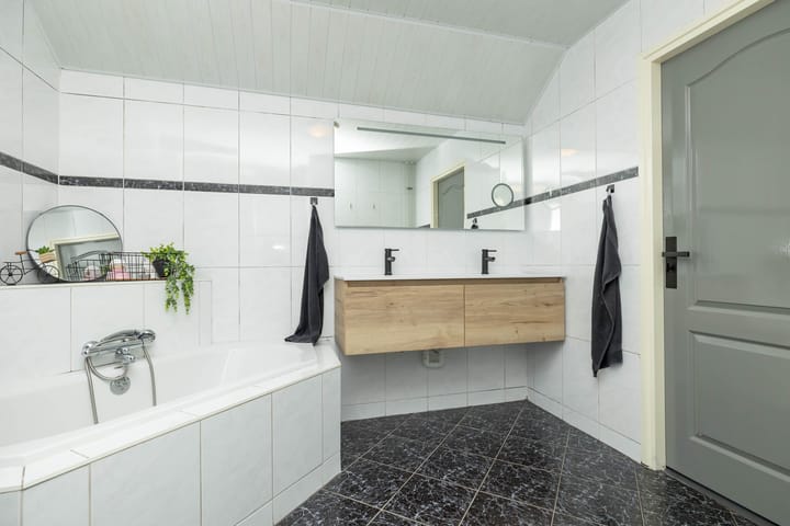 Foto 42 van Ritmeesterweg 4