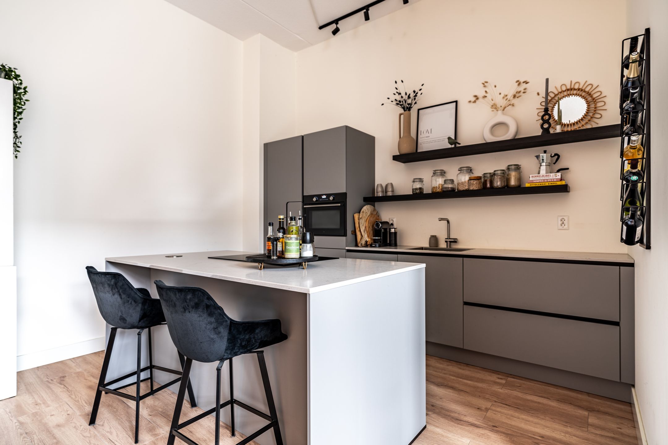 Foto 9 van Ananasweg 160