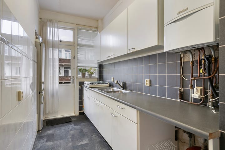 Foto 14 van Garderenstraat 42