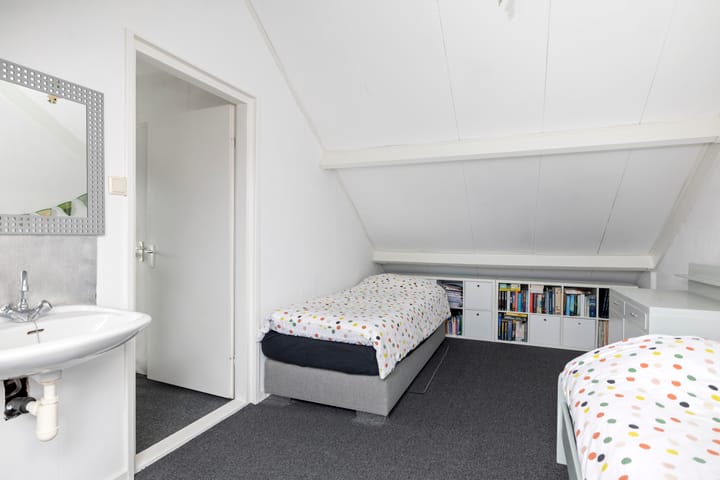 Foto 25 van Dagpauwoog 40