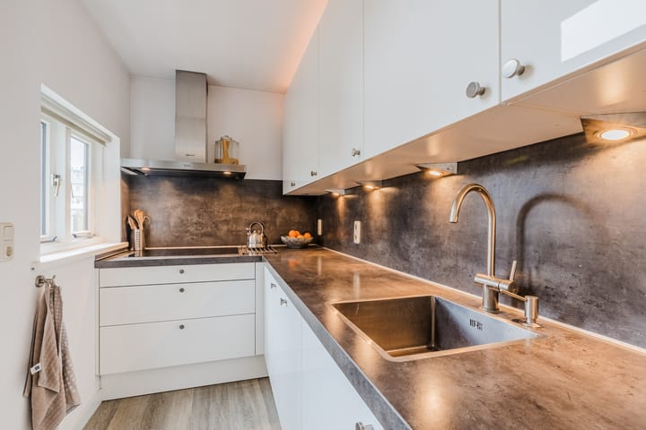 Foto 11 van Helper Weststraat 11