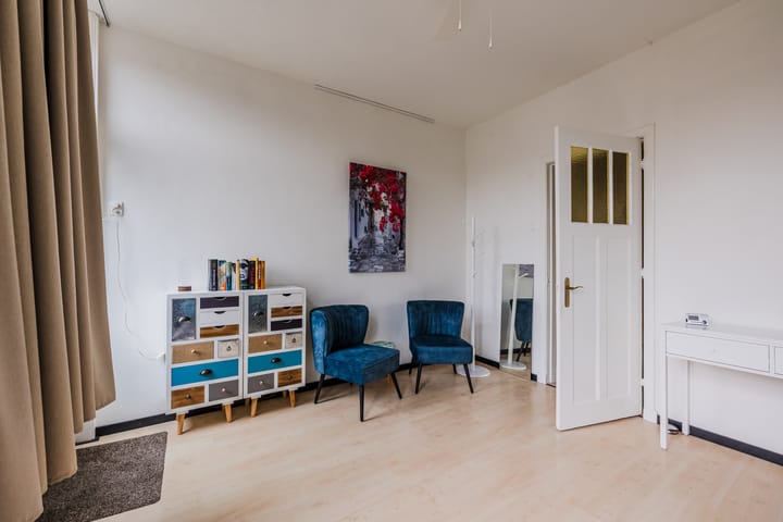 Foto 17 van Helper Weststraat 11