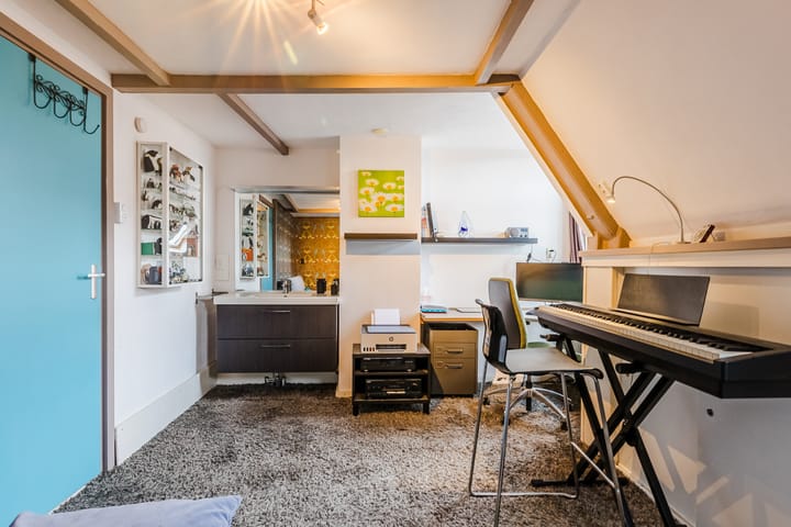 Foto 25 van Helper Weststraat 11