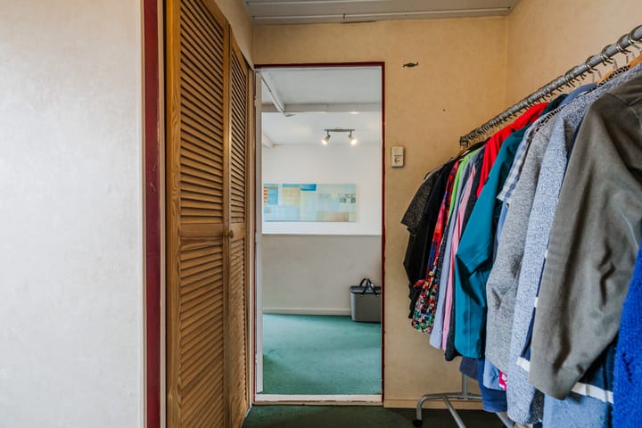 Foto 30 van Helper Weststraat 11