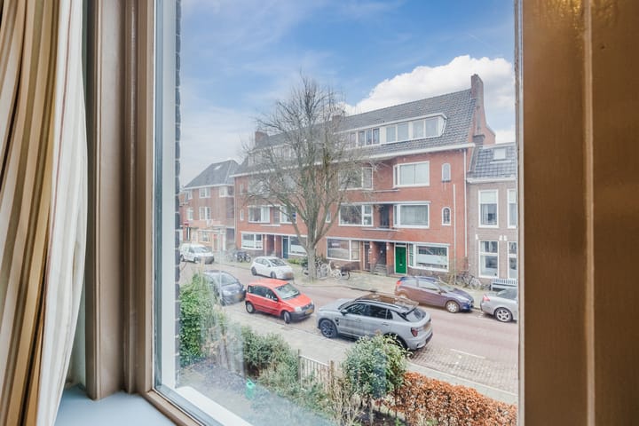 Foto 31 van Helper Weststraat 11