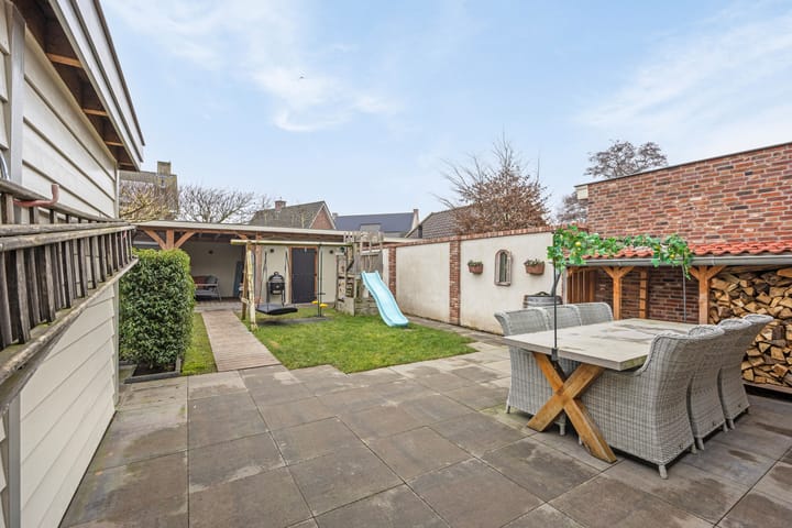 Foto 32 van Smachtkamp 8