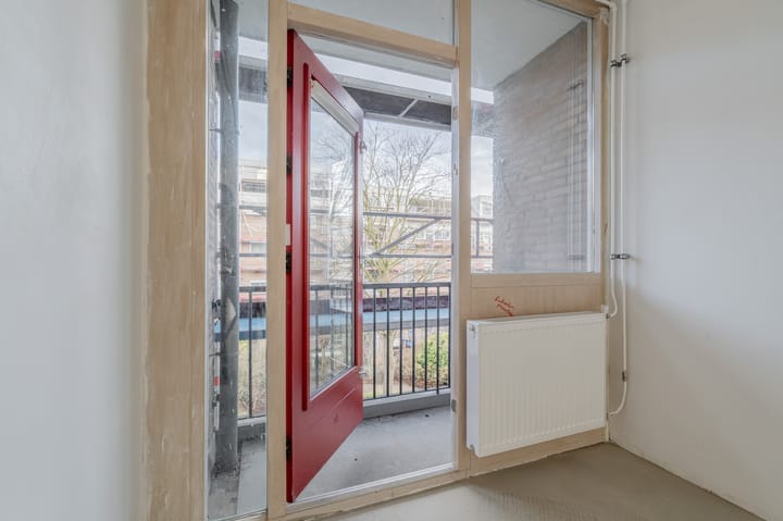 Foto 10 van Wagenaarstraat 335