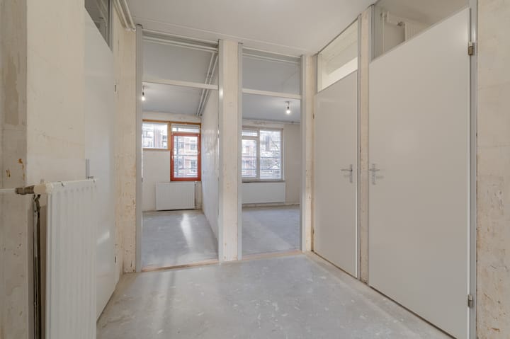 Foto 12 van Wagenaarstraat 335