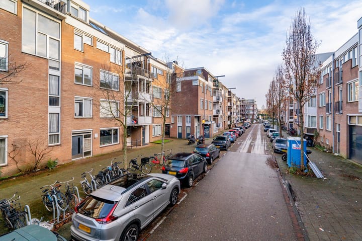 Foto 24 van Wagenaarstraat 335