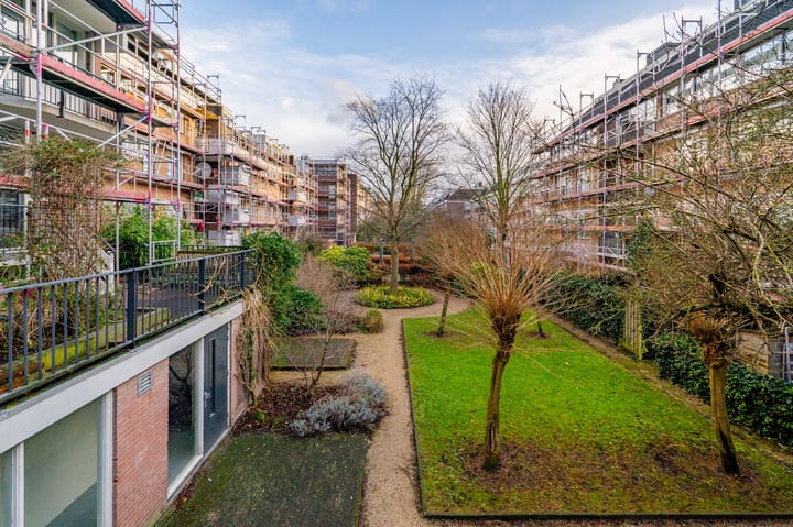 Foto 26 van Wagenaarstraat 335