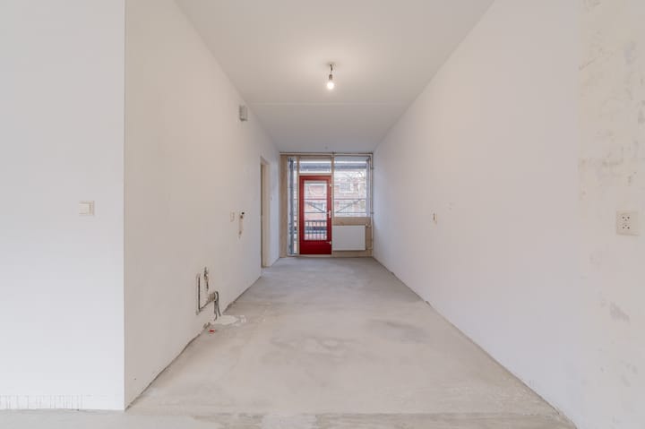 Foto 8 van Wagenaarstraat 335