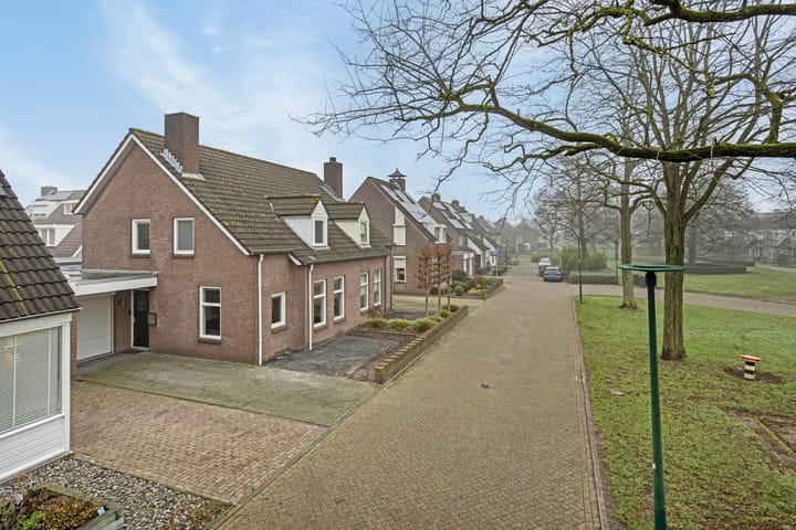 Foto 4 van Bieslooktuin 6