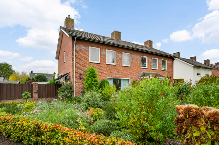 Foto 2 van Bernhardstraat 10-A