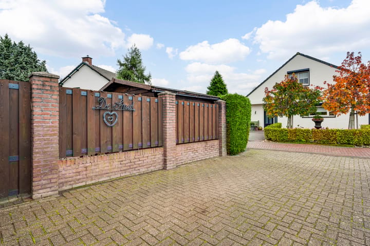 Foto 22 van Bernhardstraat 10-A