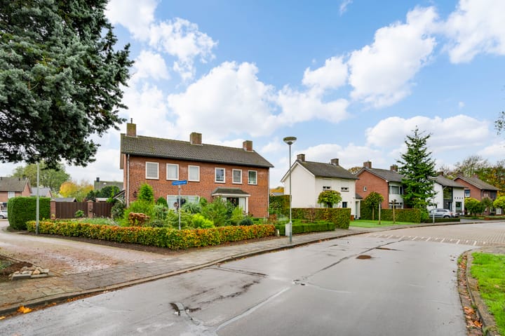 Foto 23 van Bernhardstraat 10-A