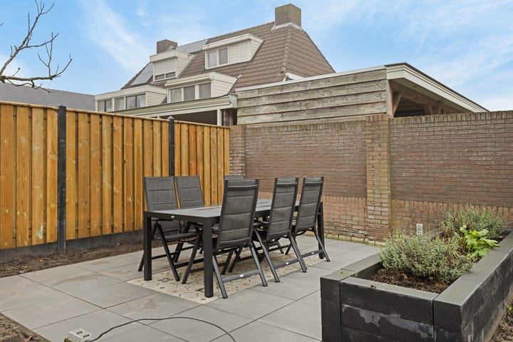 Foto 41 van Bieslooktuin 6