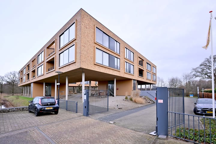 Foto 34 van Jan Bronnerplantsoen 13