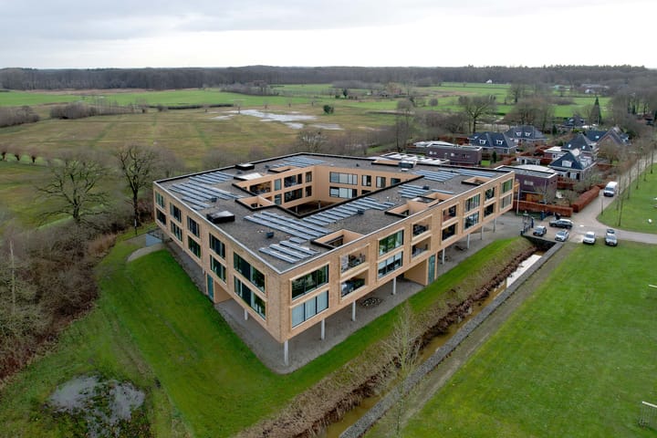 Foto 37 van Jan Bronnerplantsoen 13