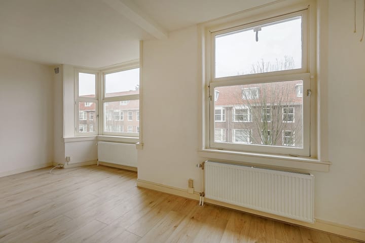 Foto 3 van Van Walbeeckstraat 3-3