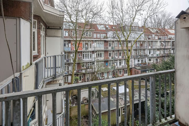 Photo 9 of Van Walbeeckstraat 3-3