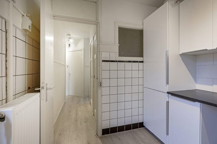 Photo 16 of Van Walbeeckstraat 3-3