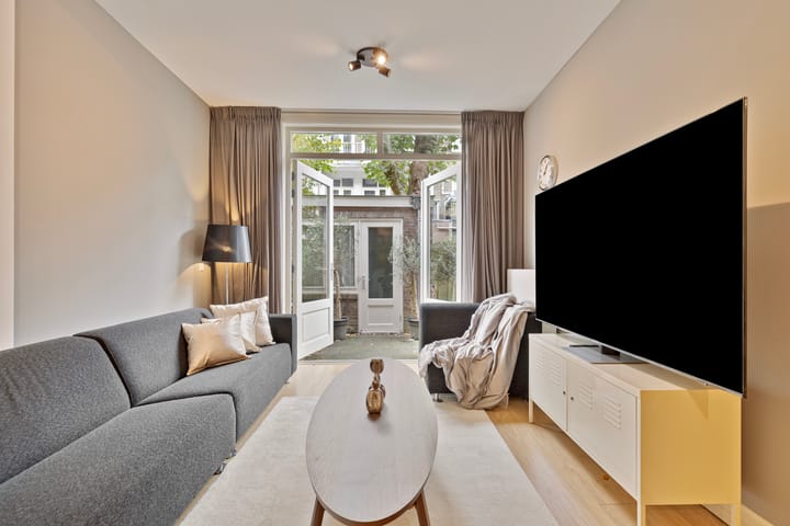 Foto 5 van Van Tuyll van Serooskerkenweg 68-H