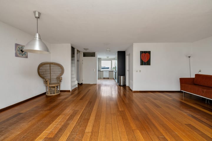 Foto 10 van E. du Perronstraat 29