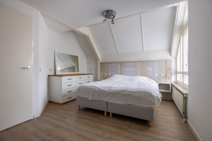 Foto 12 van Potvis 4