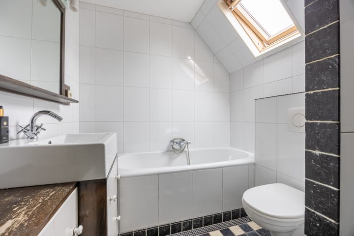 Foto 20 van Potvis 4