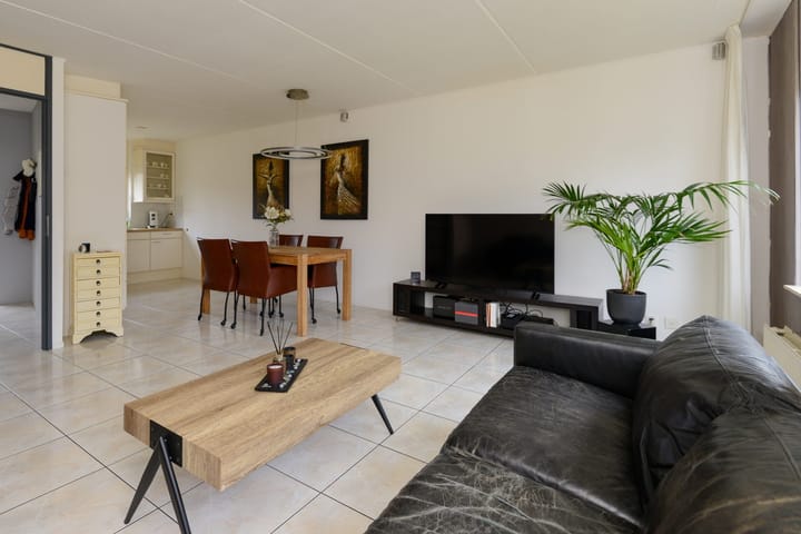 Foto 9 van Baalder 19