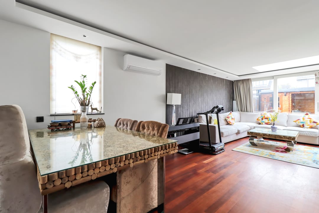 Photo 8 of Chirurgijn 69