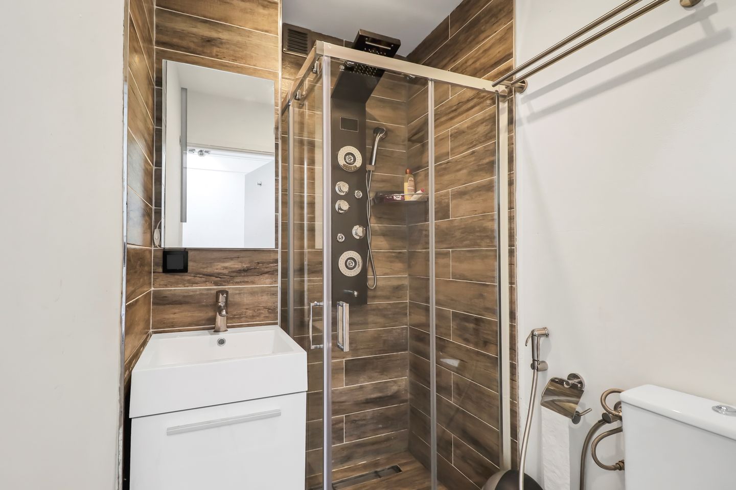 Photo 20 of Chirurgijn 69