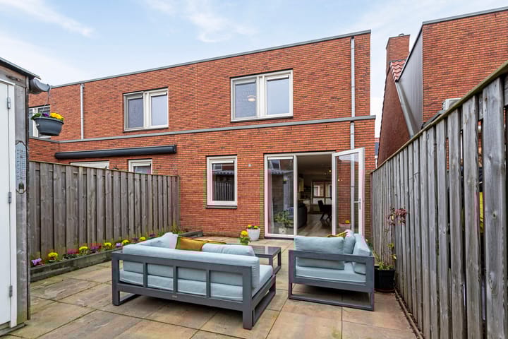 Foto 1 van Narvastraat 13