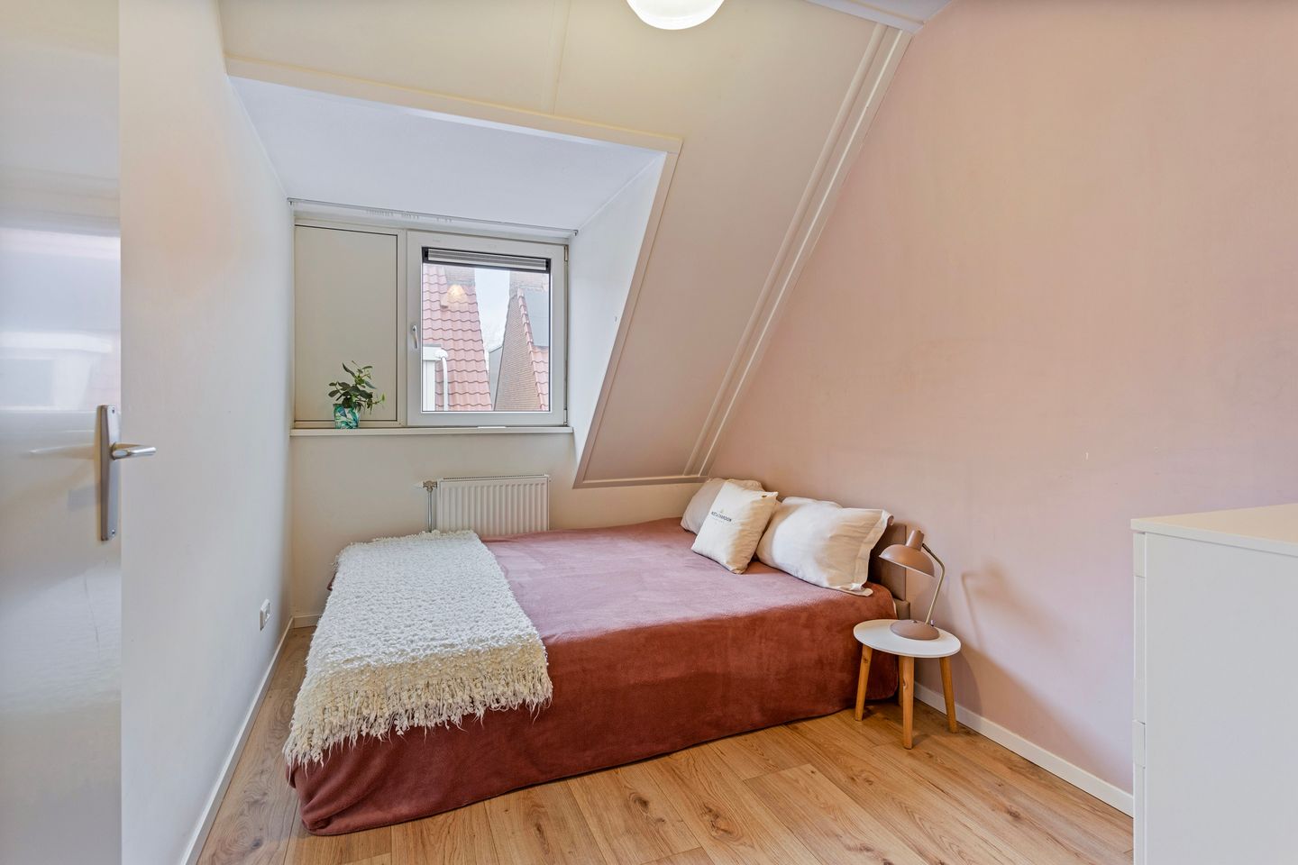 Foto 19 van Narvastraat 13