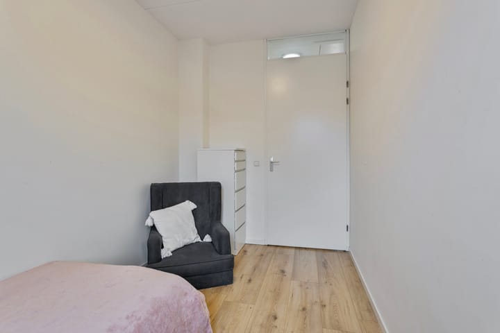 Foto 25 van Narvastraat 13