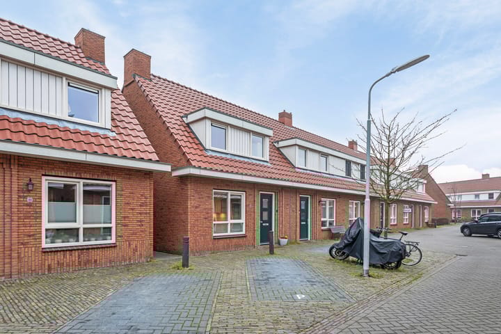 Foto 28 van Narvastraat 13