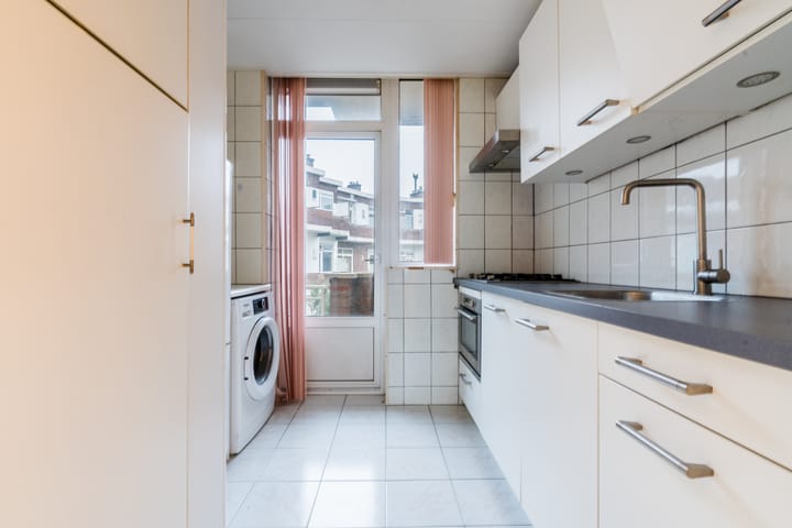 Foto 8 van Veenendaalkade 6