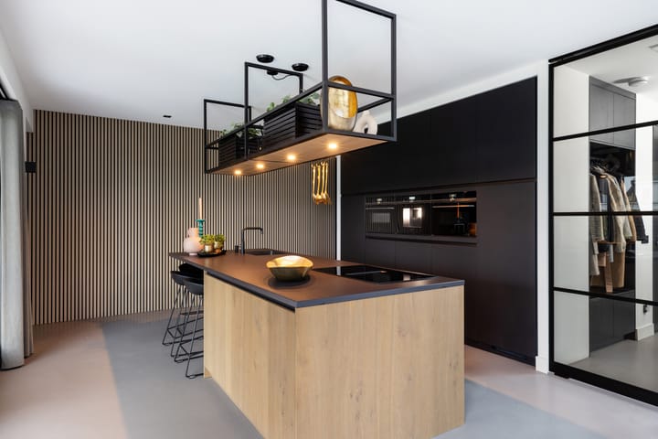 Foto 15 van Hertogenlaan 12