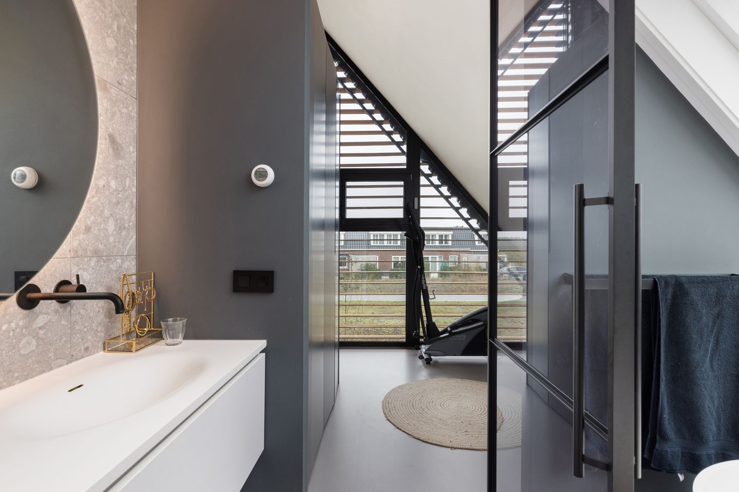 Foto 25 van Hertogenlaan 12