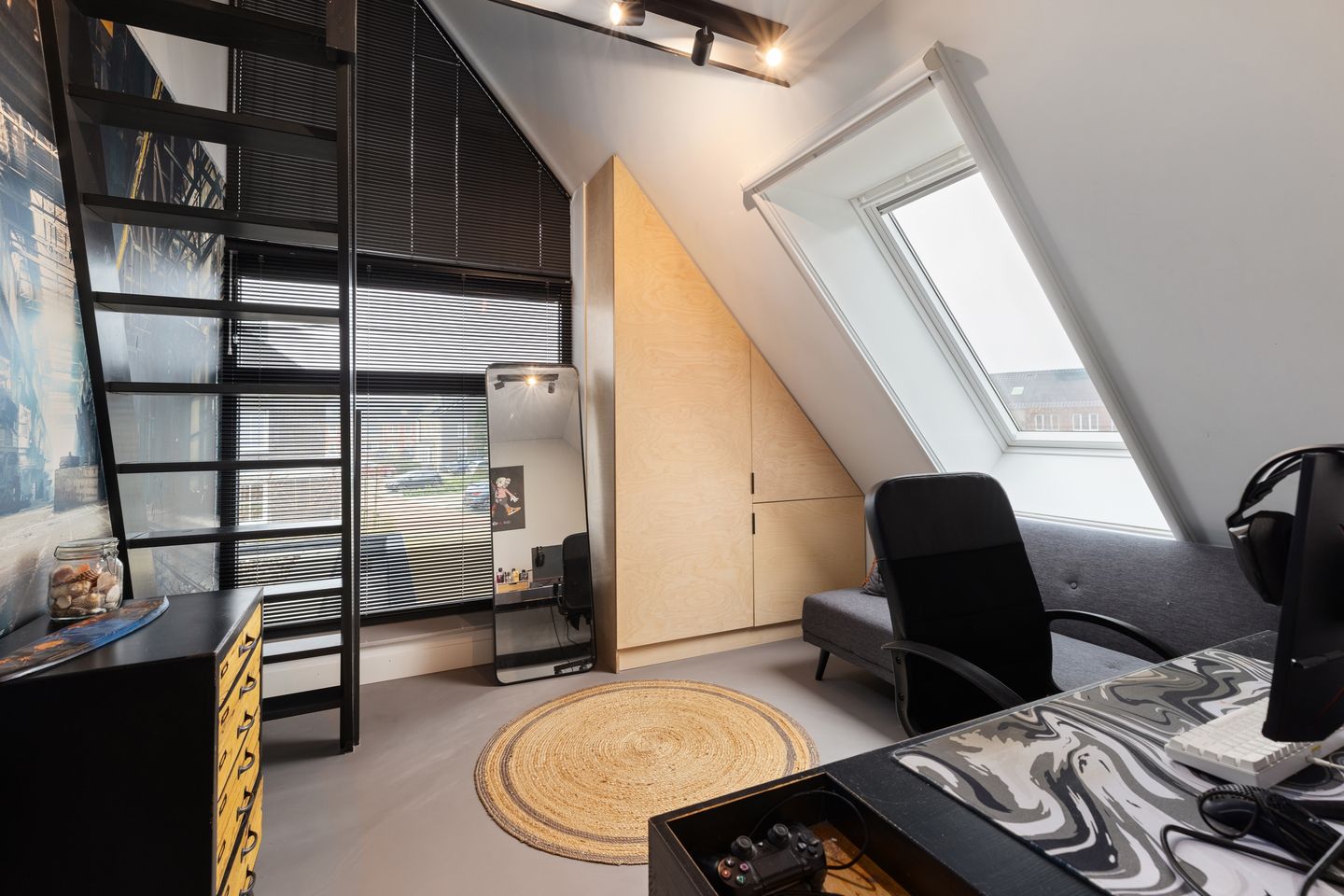 Foto 34 van Hertogenlaan 12