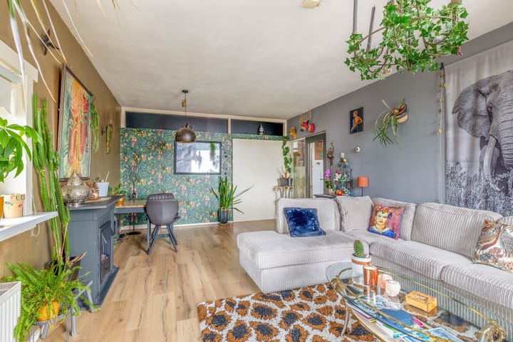 Foto 9 van Raadhuisplein 186