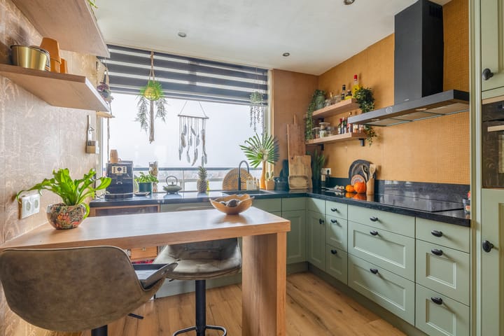 Foto 15 van Raadhuisplein 186