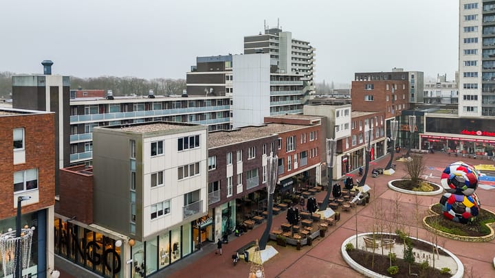 Foto 39 van Raadhuisplein 186